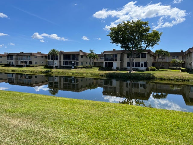 3 of 32 - 291 Saxony G, Delray Beach, FL