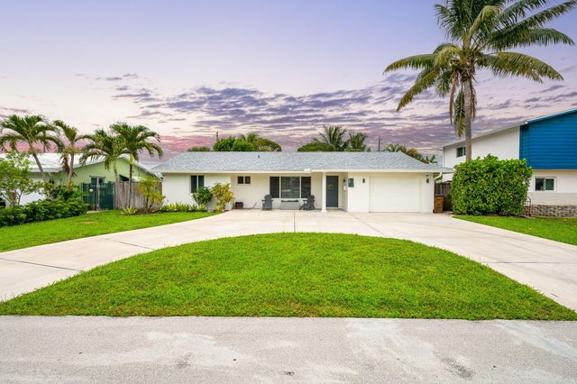 2 of 32 - 29 Se 8th Avenue, Deerfield Beach, FL