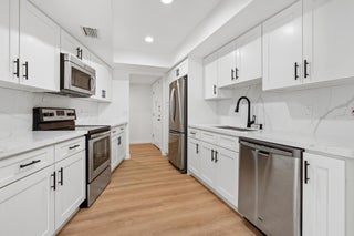 Photo of Listing #RX-11099293