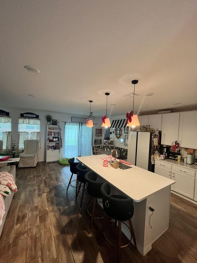 5 of 22 - 209 Sw Christmas Terrace, Port Saint Lucie, FL