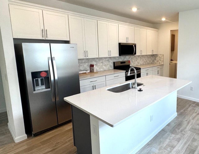 5 of 28 - 1243 Haven Circle #hallmark 35, Vero Beach, FL