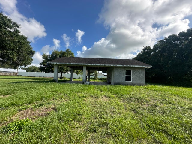 2 of 11 - 2055 Sw Sw 3rd Street, Okeechobee, FL
