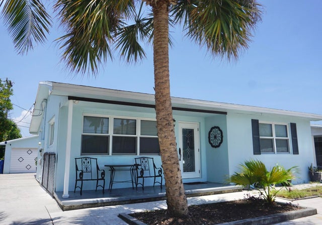 1 of 40 - 323 W Pine Street, Lantana, FL
