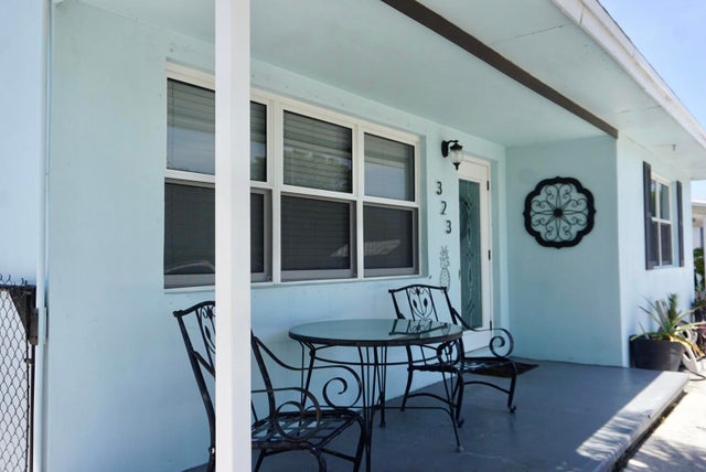 4 of 40 - 323 W Pine Street, Lantana, FL