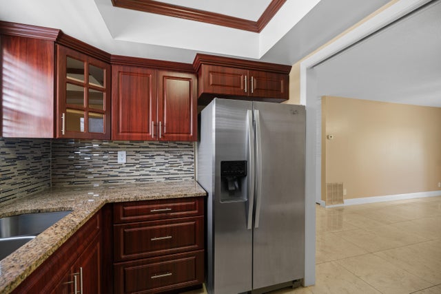 5 of 24 - 2680 Emory D Drive E ##d, West Palm Beach, FL