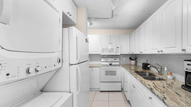 4 of 22 - 1630 Nw 18th Avenue #101, Delray Beach, FL