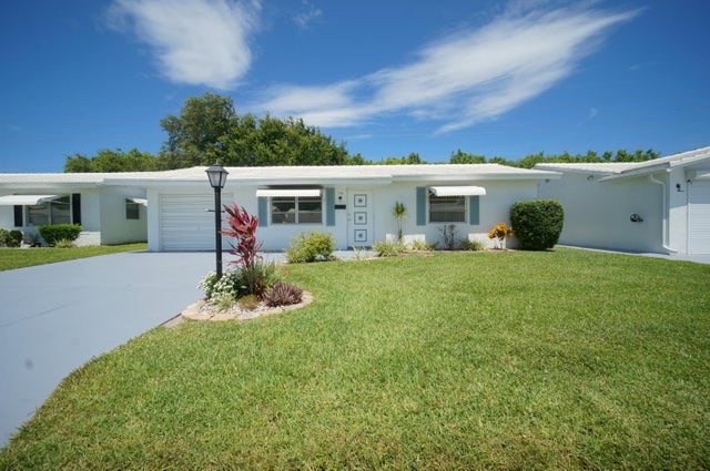 1 of 21 - 114 Sw 8th Place, Boynton Beach, FL