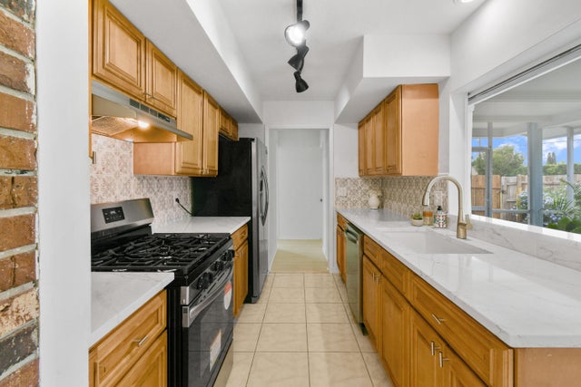 3 of 27 - 507 Nw Billiar Avenue, Port Saint Lucie, FL