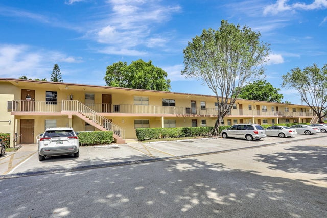1 of 24 - 461 Nw 76th Avenue #205, Margate, FL