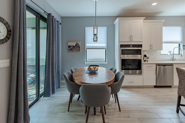 4 of 52 - 548 Se Villandry Way, Port Saint Lucie, FL