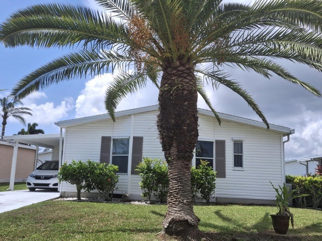 1 of 34 - 3701 Sleepy Hollow Lane, Port Saint Lucie, FL