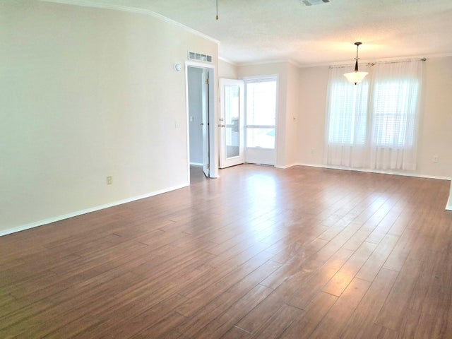 4 of 34 - 3701 Sleepy Hollow Lane, Port Saint Lucie, FL