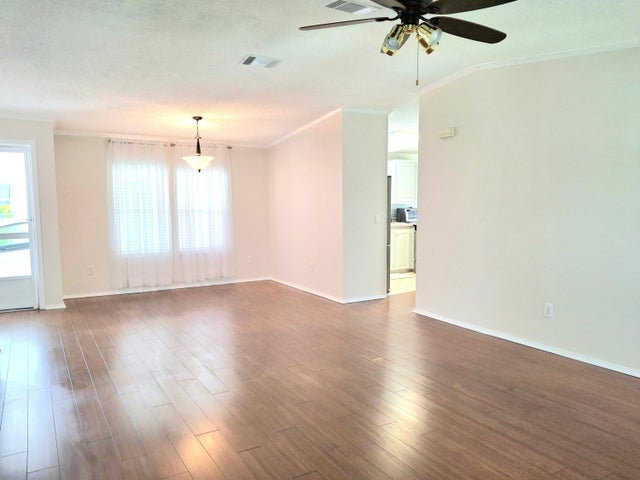 5 of 34 - 3701 Sleepy Hollow Lane, Port Saint Lucie, FL