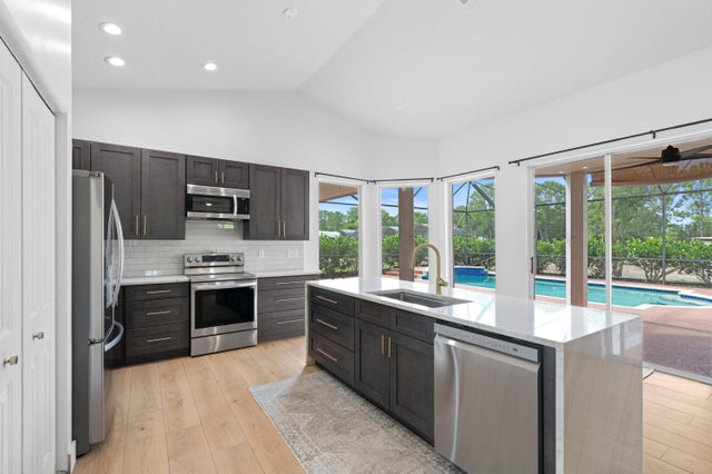 5 of 22 - 17978 83rd Place N, Loxahatchee, FL