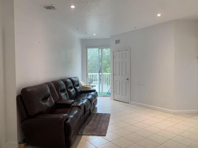 3 of 15 - 1125 Shoma Drive, Royal Palm Beach, FL