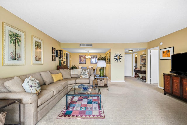 4 of 38 - 555 Se 6th Avenue #11e, Delray Beach, FL
