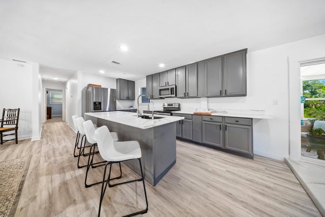 2 of 49 - 4646 Palomar Avenue, Fort Pierce, FL
