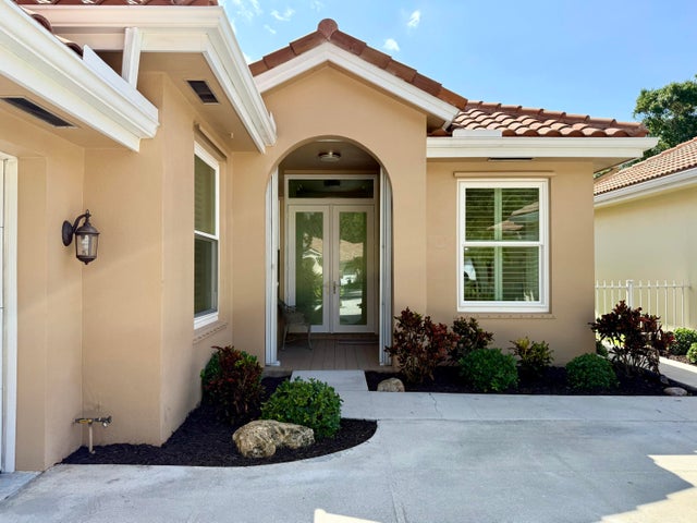 2 of 80 - 187 Hampton Circle, Jupiter, FL