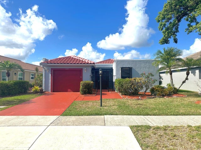 2 of 37 - 5395 Alta Way, Lake Worth, FL