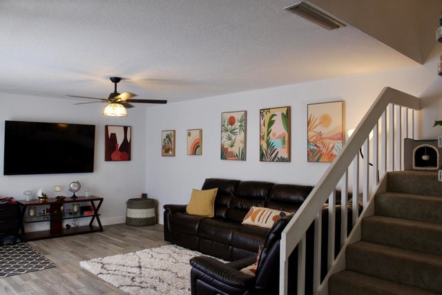 4 of 36 - 825 Center Street #32a, Jupiter, FL