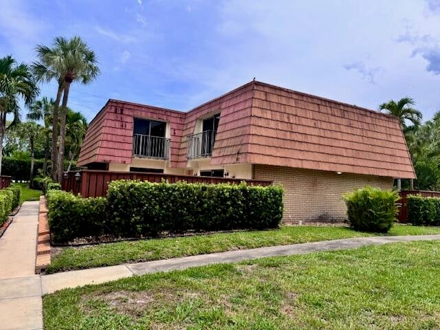 1 of 15 - 217 Live Oak Lane, Boynton Beach, FL