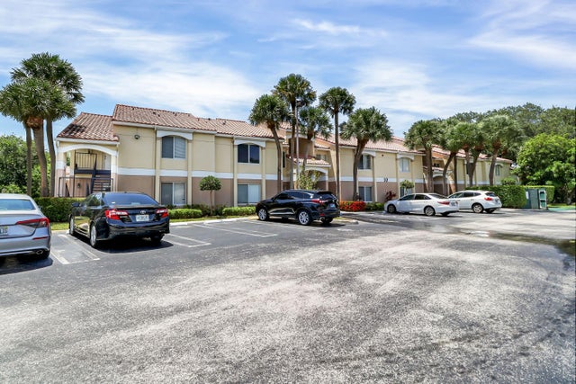 2 of 24 - 815 W Boynton Beach Boulevard #10-202, Boynton Beach, FL