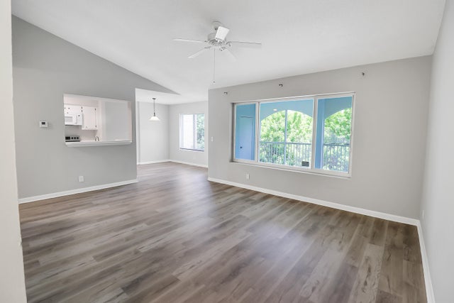 3 of 24 - 815 W Boynton Beach Boulevard #10-202, Boynton Beach, FL