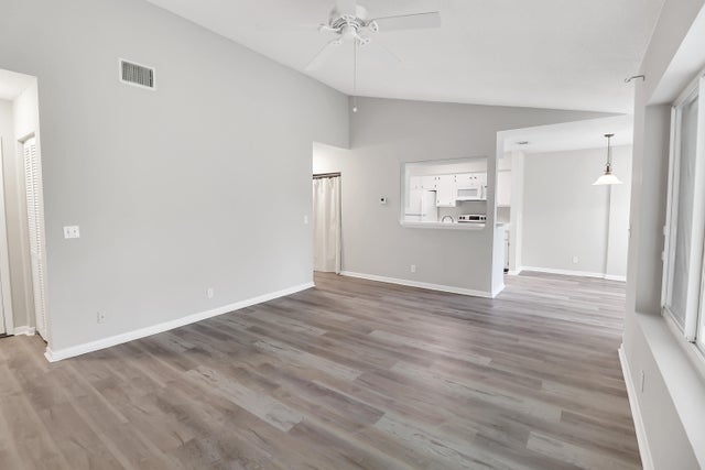 5 of 24 - 815 W Boynton Beach Boulevard #10-202, Boynton Beach, FL