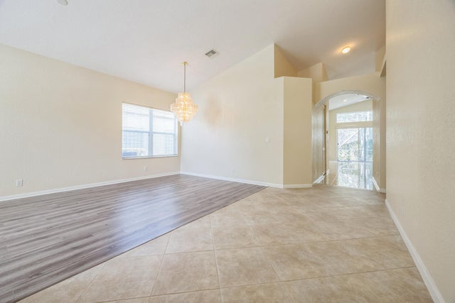 3 of 29 - 5780 Saddle Trail Lane, Wellington, FL