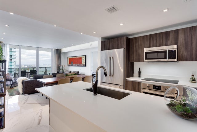 2 of 16 - 488 Ne 18th Street #4711, Miami, FL