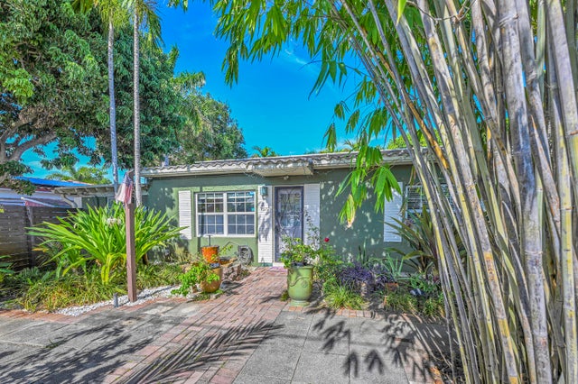 2 of 30 - 1212 Ne 17th Avenue, Fort Lauderdale, FL