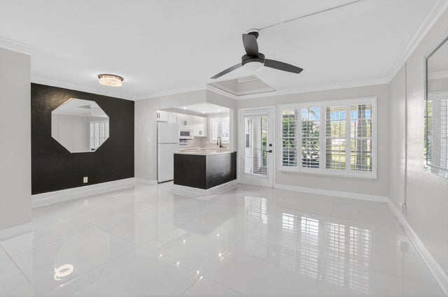 1 of 14 - 808 Se 7th Street #107, Deerfield Beach, FL