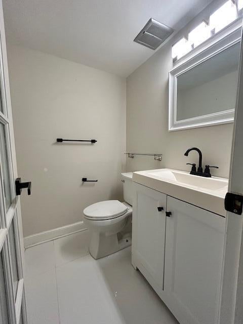 5 of 14 - 808 Se 7th Street #107, Deerfield Beach, FL