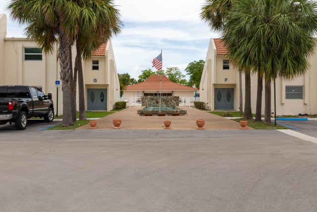 2 of 28 - 1428 Se 4th Avenue #127, Deerfield Beach, FL