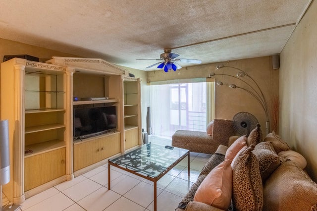 4 of 28 - 1428 Se 4th Avenue #127, Deerfield Beach, FL