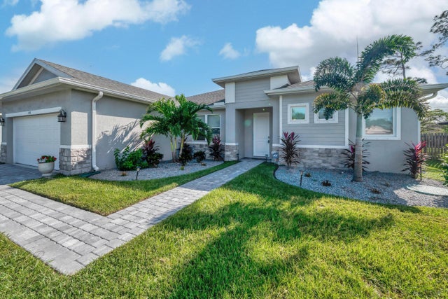 1 of 42 - 148 Sw Sea Lion Road, Port Saint Lucie, FL