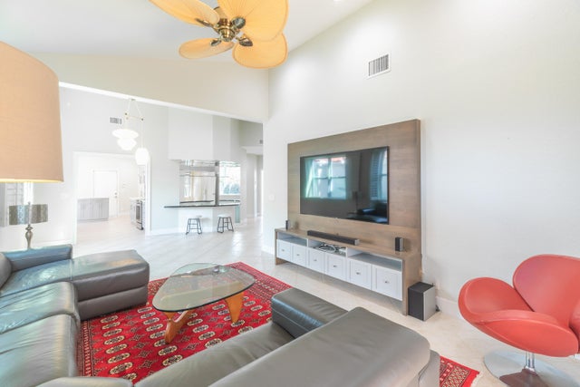 4 of 33 - 17720 Candlewood Ter Terrace, Boca Raton, FL