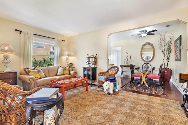 4 of 18 - 311 Kenilworth Blvd, West Palm Beach, FL
