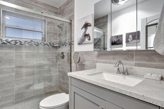 Photo of Listing #RX-11100133
