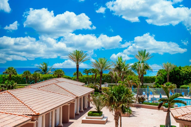 2 of 34 - 700 Ocean Royale Wy #202, Juno Beach, FL