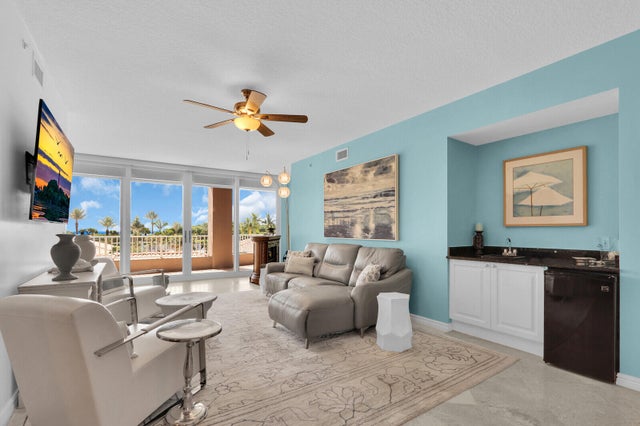 4 of 34 - 700 Ocean Royale Wy #202, Juno Beach, FL