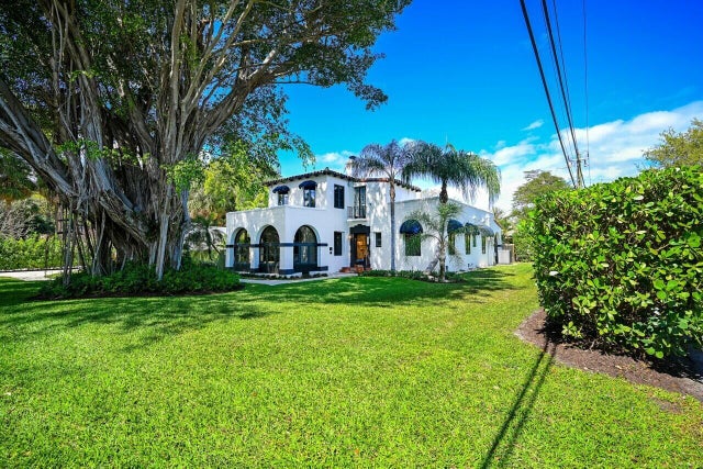 2 of 60 - 801 Hibiscus St, Boca Raton, FL