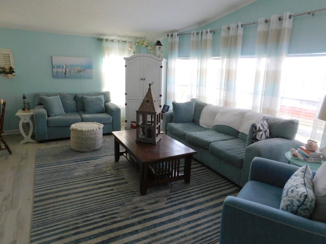 2 of 16 - 514 Hemingway Terrace, Fort Pierce, FL