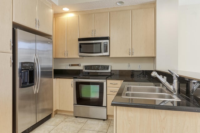 4 of 27 - 701 S Olive Av #1208, West Palm Beach, FL