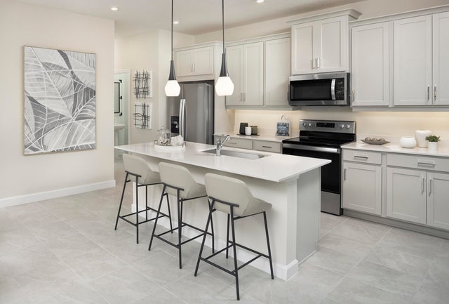 4 of 9 - 10015 Sw Torquay Dr, Port Saint Lucie, FL