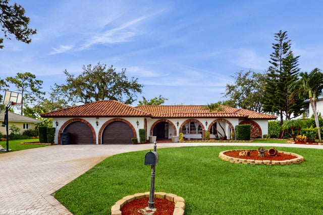 1 of 38 - 492 S Country Club Drive, Atlantis, FL