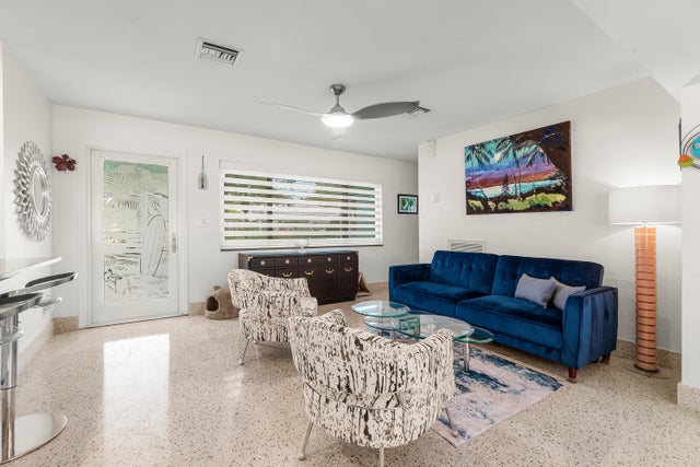5 of 36 - 301 Linda Lane, West Palm Beach, FL