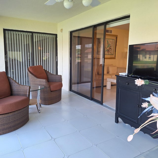 3 of 48 - 10231 N Circle Lake Drive #101, Boynton Beach, FL