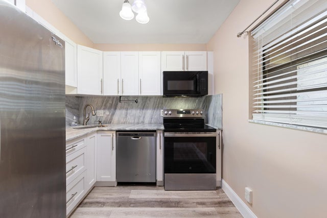 4 of 34 - 12015 Greenway 101 Circle S #101, Royal Palm Beach, FL