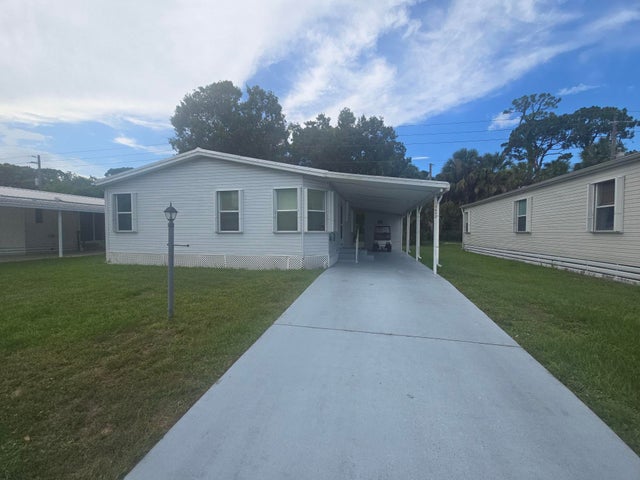 1 of 33 - 14642 Aguila Avenue, Fort Pierce, FL